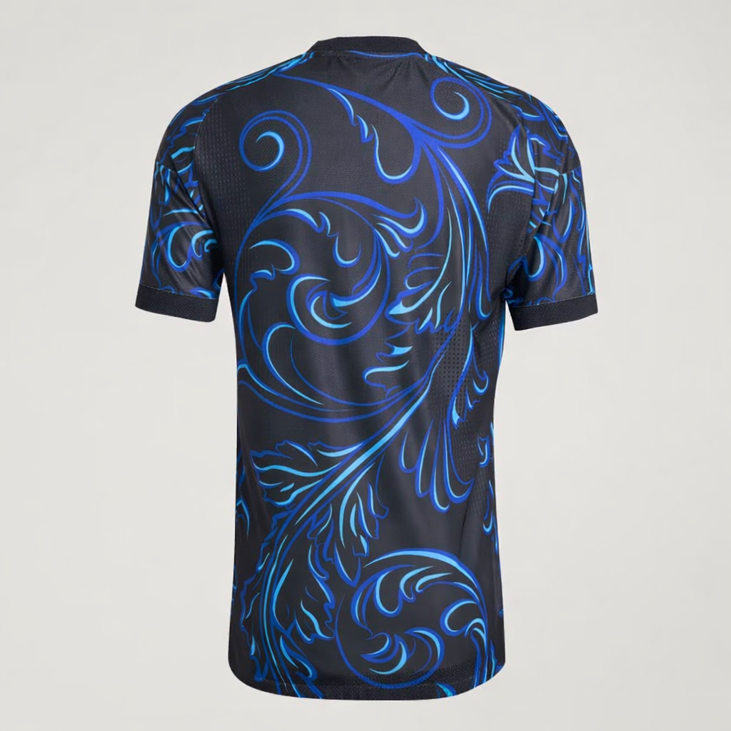 Camiseta Alternativa Selección Argentina 26 Versión Jugador Black / Lucid Blue / Blue Burst
