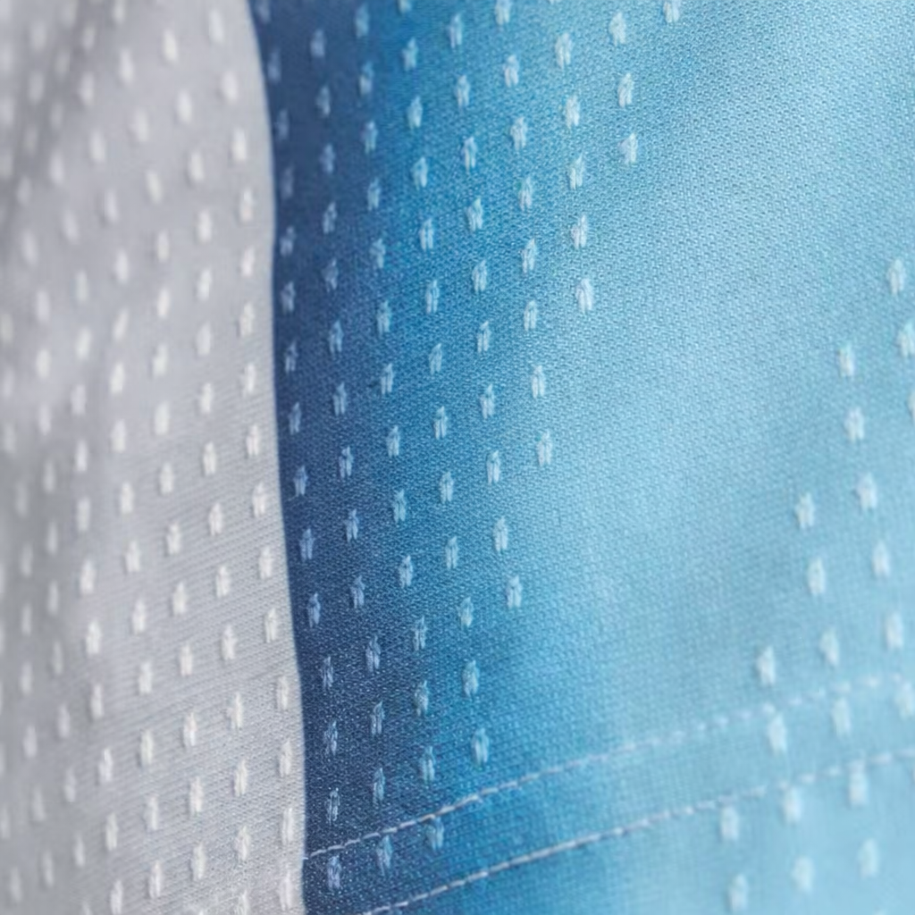 Camiseta Titular Messi Selección Argentina 26 Versión Jugador White / Icey Blue / Light Blue